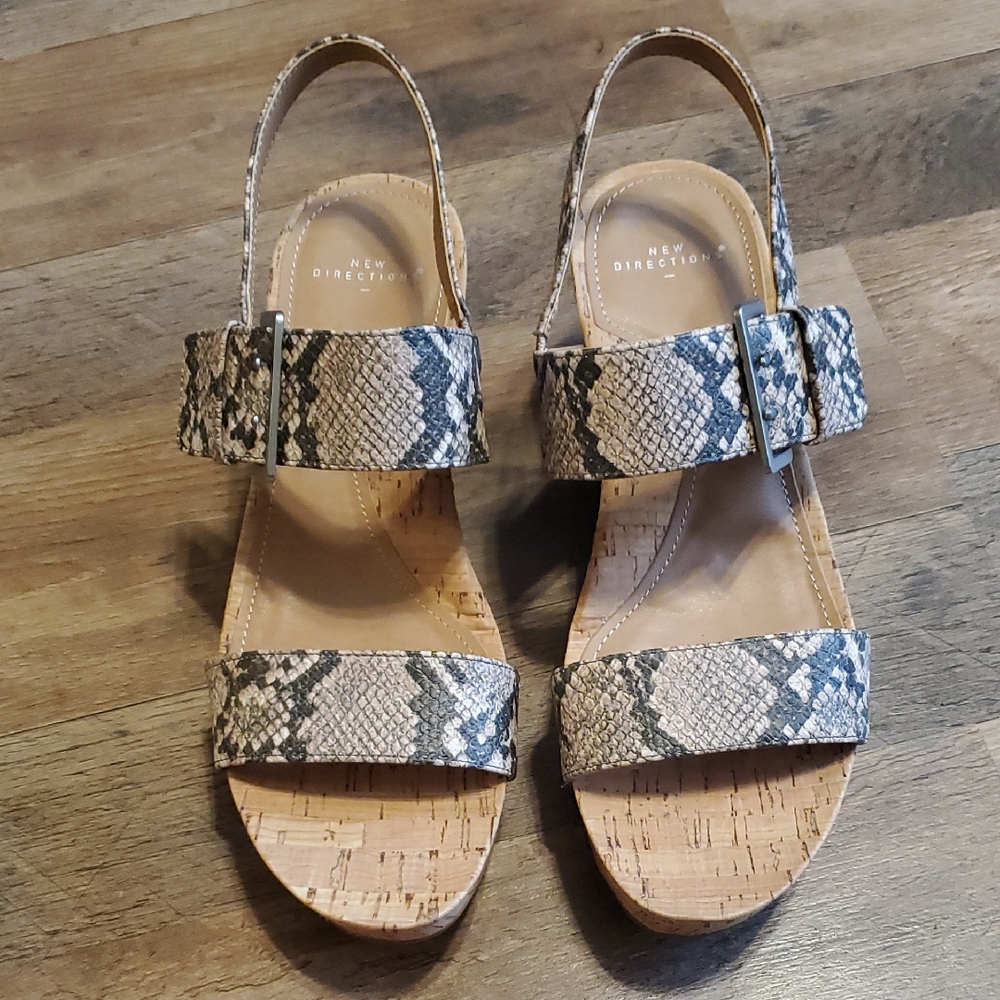 New Directions Women's Snake Print Wedge